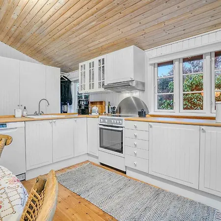 Holiday home Within Walking Distance To The Sea *